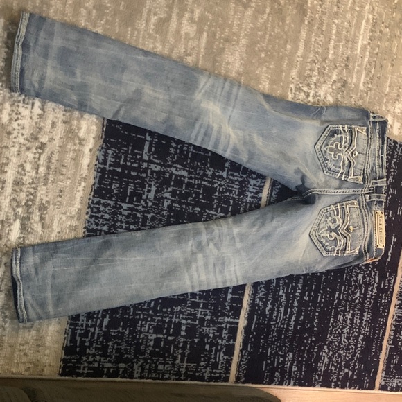 Rock Revival Jeans - Picture 3 of 4